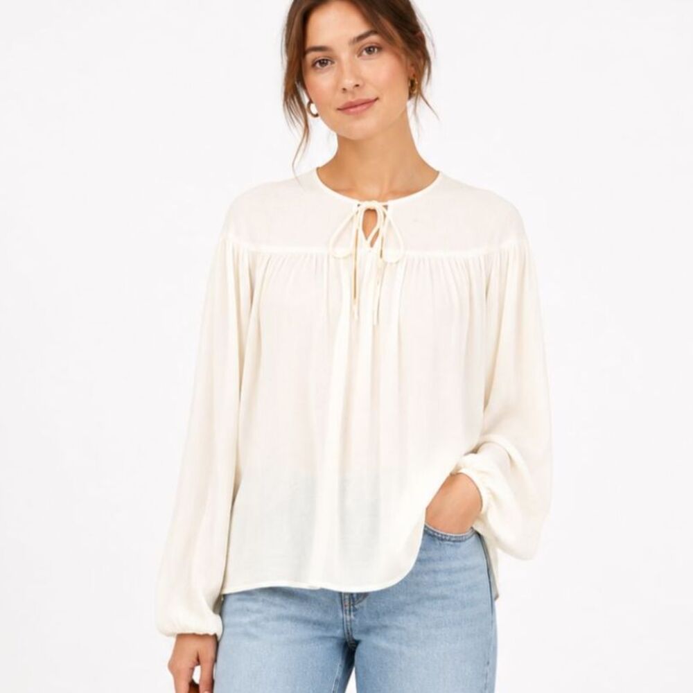 VERO MODA Top with Tie-Up Neckline Womens Size 42(X-Large) Office career